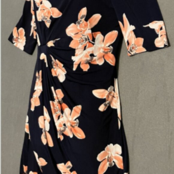 Connected Apparel Ladies Size 10 Multicolor Floral Short Sleeve Wrap Style Dress - Picture 3 of 16